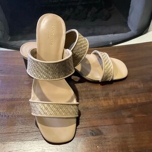 Ann Tylor Women Sandals two strip Slip On Sandals Tan Size 6.5-7